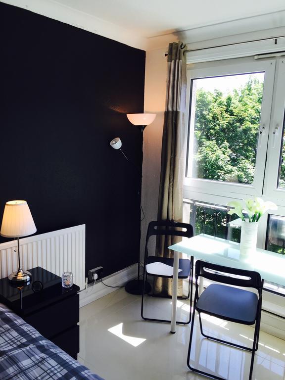 Pakenham Rooms London Room photo